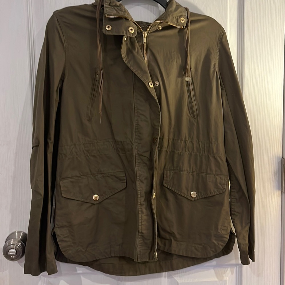 Green long sleeve jacket with hood